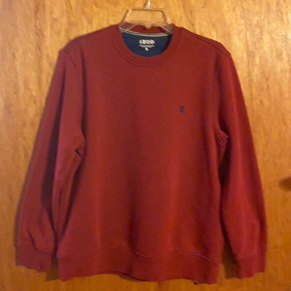 Izod sweatshirt